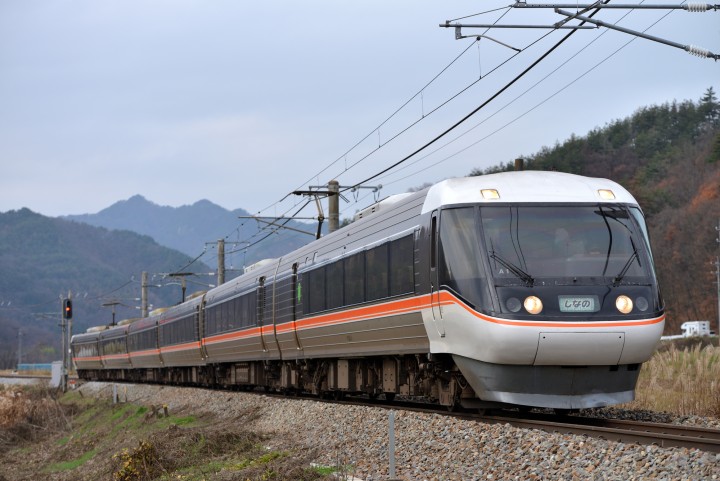 Jadwal, Tarif, dan Cara Membeli Tiket Kereta Ekspres Terbatas "SHINANO"