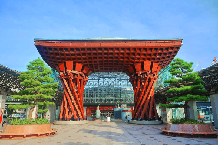 Tarifs et modalités de réservation des billets de Shinkansen entre Tokyo et Kanazawa