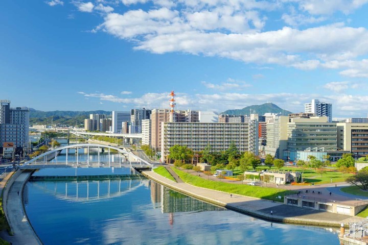 从鹿儿岛中央站到小仓站的新干线票价及订票方式