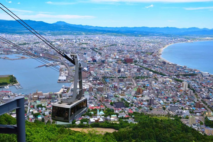 Tarifs et modalités de réservation du Shinkansen entre Morioka et Hakodate
