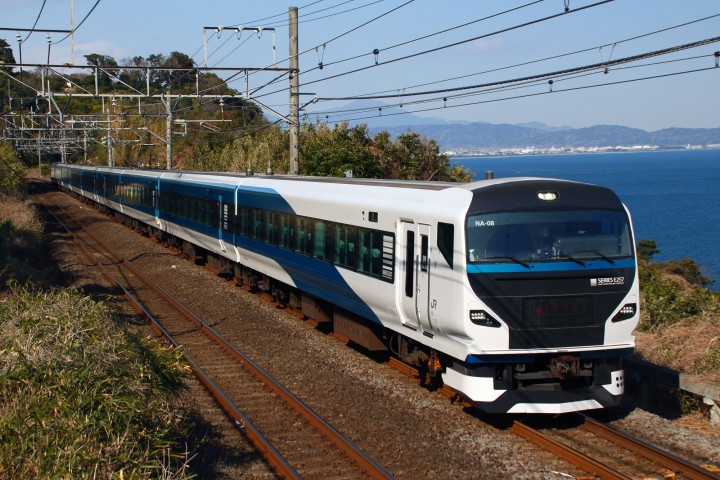 Información sobre horarios, tarifas y compra de billetes para el tren Limited Express "Odoriko".
